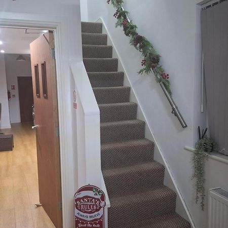 Heartland House, 7 Spacious Bedrooms Sleeps 4 Plus, Near Nec, Jlr,Bhx Birmingham Esterno foto
