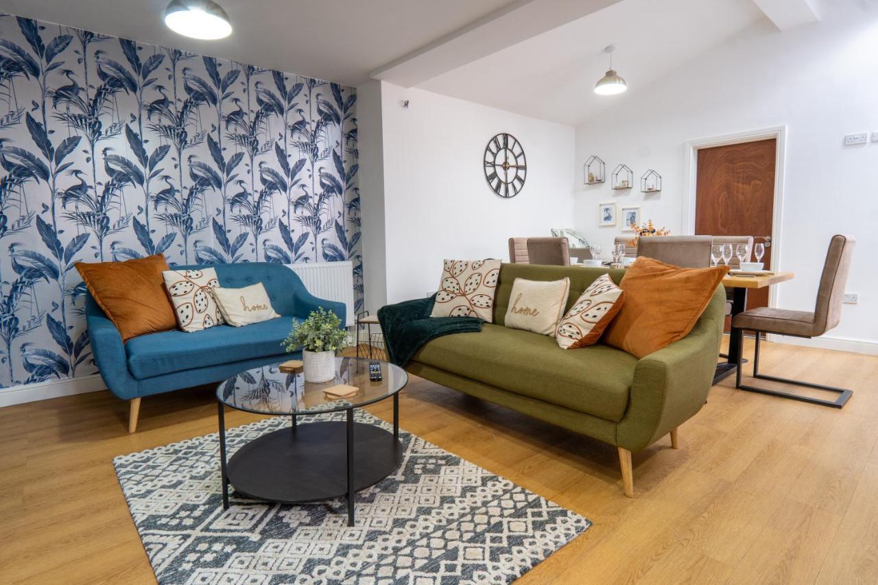 Heartland House, 7 Spacious Bedrooms Sleeps 4 Plus, Near Nec, Jlr,Bhx Birmingham Esterno foto