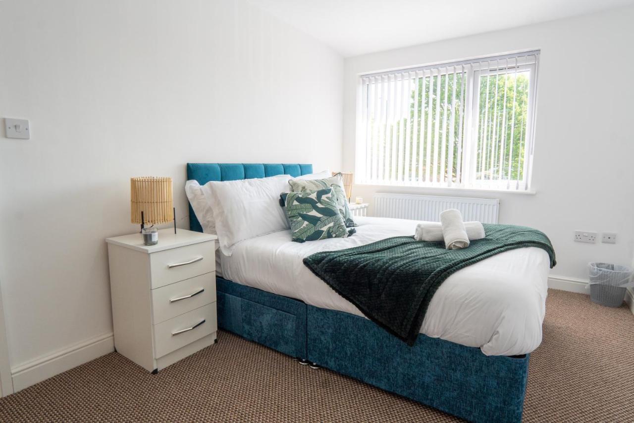 Heartland House, 7 Spacious Bedrooms Sleeps 4 Plus, Near Nec, Jlr,Bhx Birmingham Esterno foto
