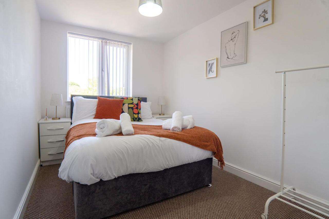 Heartland House, 7 Spacious Bedrooms Sleeps 4 Plus, Near Nec, Jlr,Bhx Birmingham Esterno foto