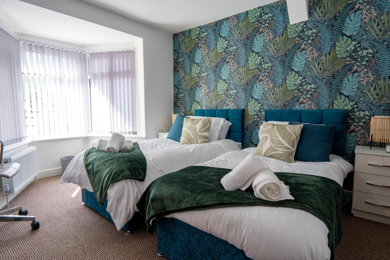 Heartland House, 7 Spacious Bedrooms Sleeps 4 Plus, Near Nec, Jlr,Bhx Birmingham Esterno foto